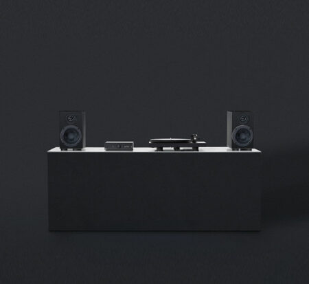 COLOURFUL AUDIO SYSTEM - SATIN BLACK (UK PLUG)