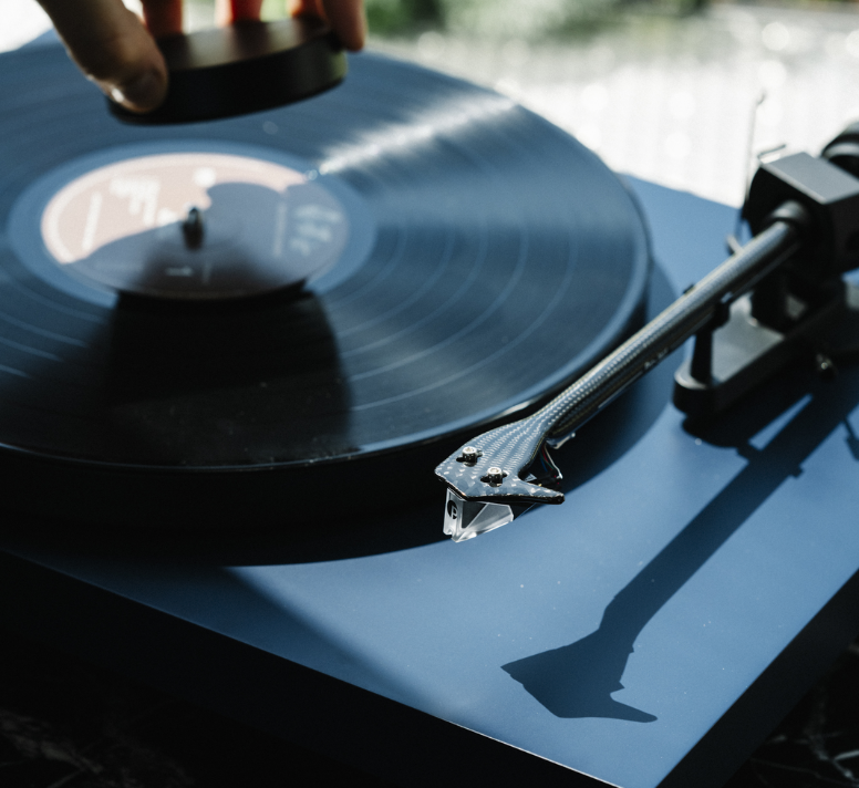 PRO-JECT DEBUT EVO 2 PICK IT MM EVO - SATIN BLACK - Image 3