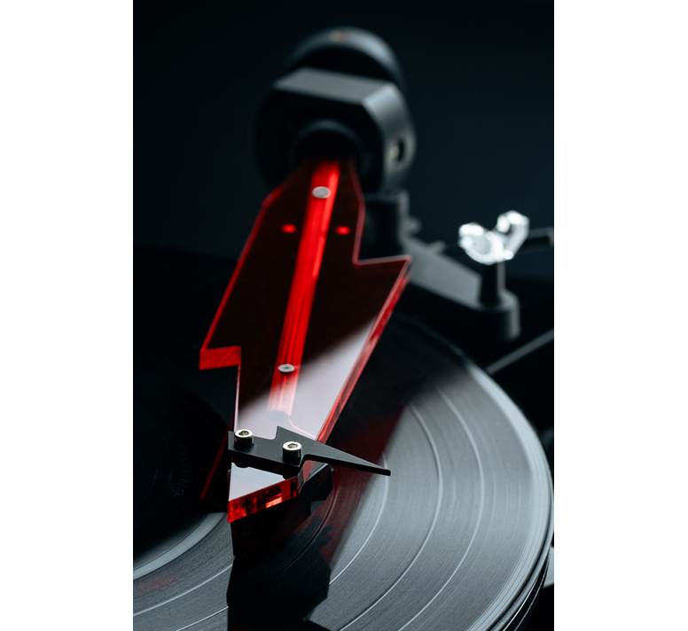 PRO-JECT AC/DC TURNTABLE (2M RED) - Image 4